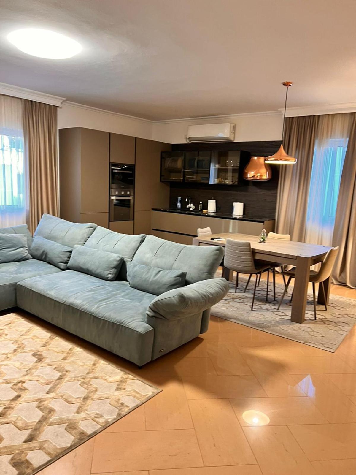 Villa Chaplin Тирана Екстериор снимка